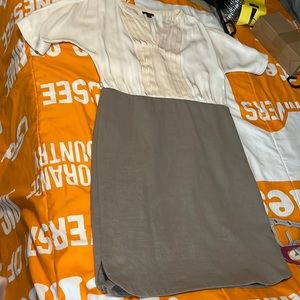 Blazer. Size 6. No pets no smoking.